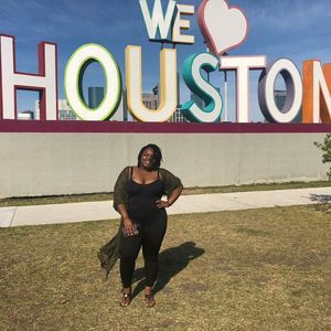 Meet your Posher, Tania